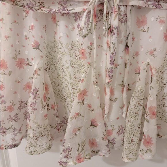 Francesca’s Marie Floral Godet Long Sleeve Blouse M and Mini Skirt L. - Picture 3 of 11